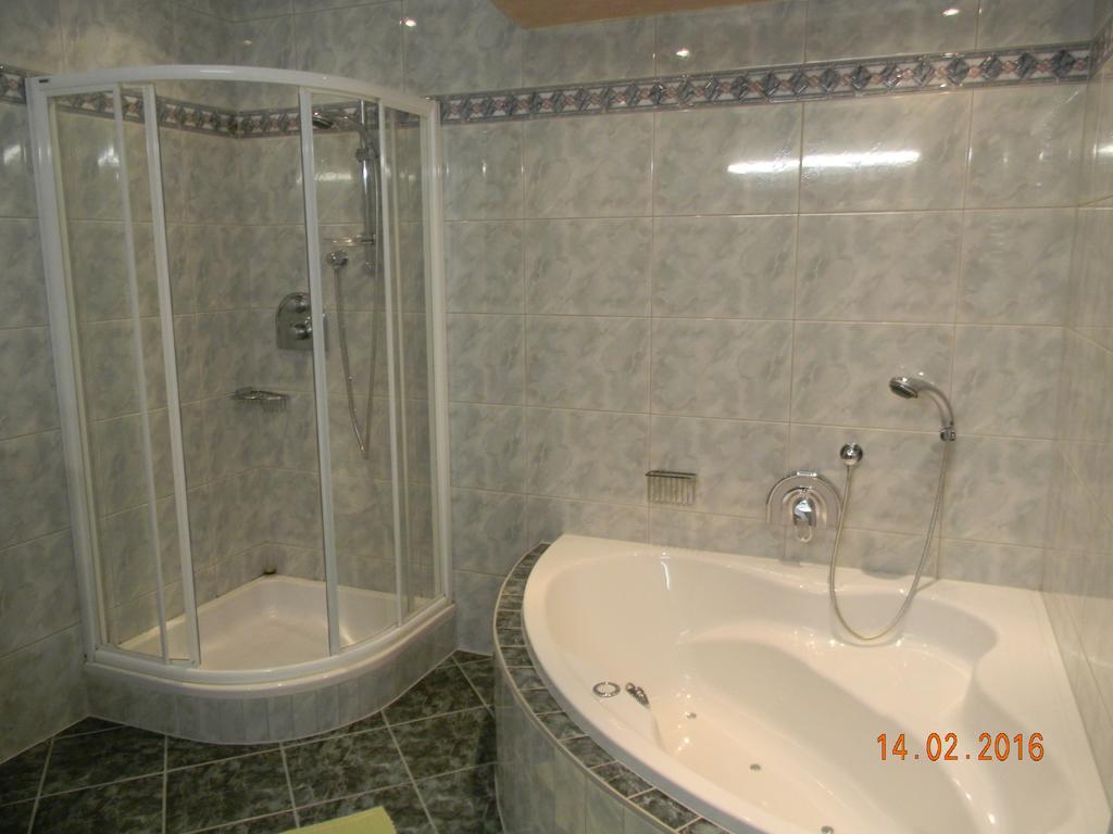 Ferienwohnung Gasser 웬스 외부 사진